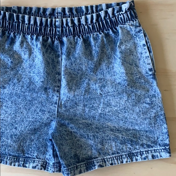 silver unicorn Pants - Acid wash mom shorts